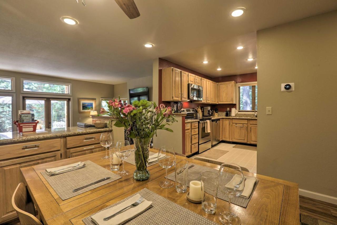 Corner-Unit Condo With Grill Walk To Lake Tahoe! Incline Village Kültér fotó
